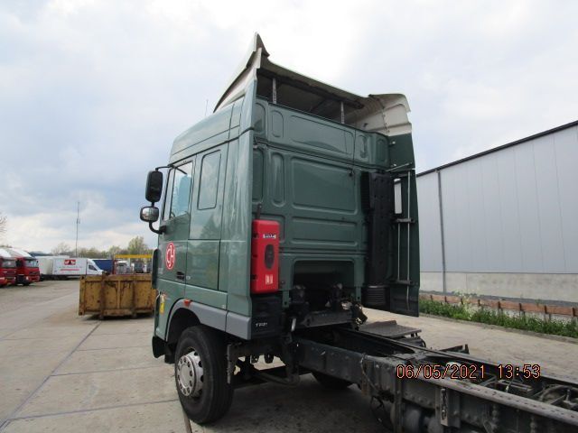 DAF XF 105 SPACE CABINE XF 105 EURO 5 - Кабина и интериор: снимка 4 DAF XF 105 SPACE CABINE XF 105 EURO 5 - Кабина и интериор: снимка 4