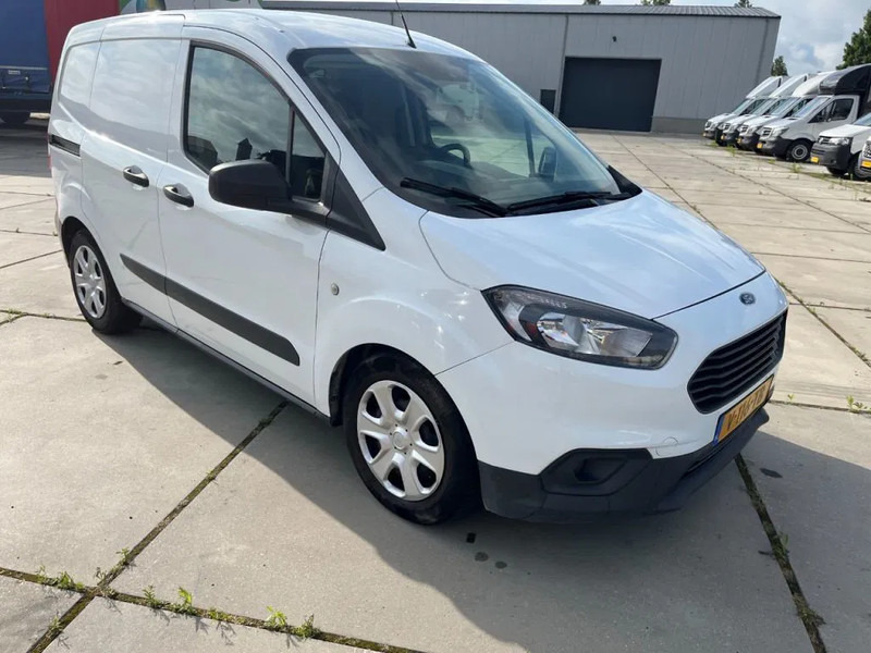 Ford Transit Courier 1.5 EURO 6 - Малък ван: снимка 1 Ford Transit Courier 1.5 EURO 6 - Малък ван: снимка 1