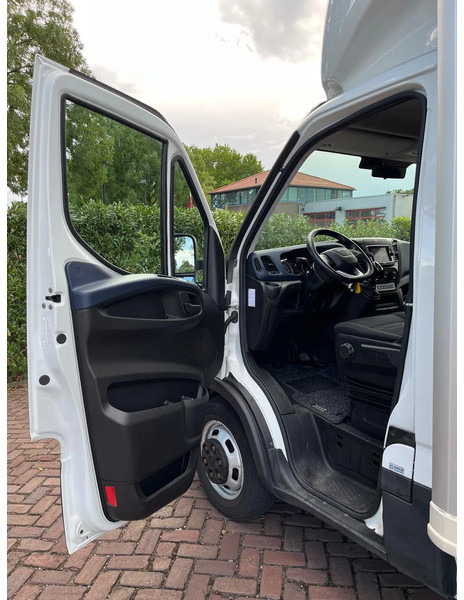Лекотоварен автомобил фургон, Бус с двойна кабина Iveco Daily 35C16 Achterdeuren (15 diverse modellen op voorraad): снимка 16