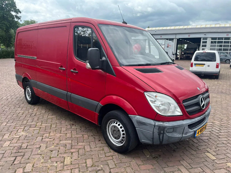 Mercedes-Benz Sprinter 313 L2H1 - Товарен бус: снимка 1 Mercedes-Benz Sprinter 313 L2H1 - Товарен бус: снимка 1