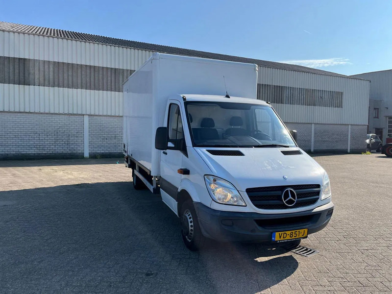 Mercedes-Benz Sprinter 513 2.2 CDI - Лекотоварен автомобил фургон, Бус с двойна кабина: снимка 4 Mercedes-Benz Sprinter 513 2.2 CDI - Лекотоварен автомобил фургон, Бус с двойна кабина: снимка 4