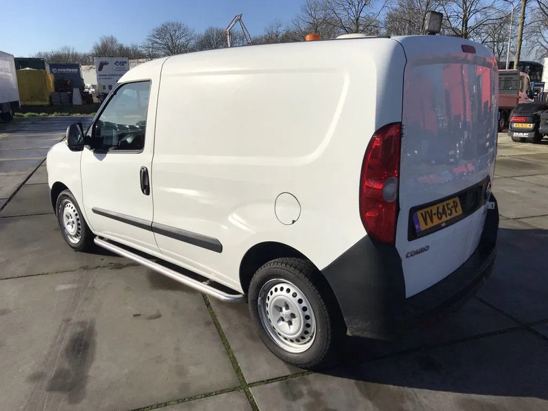 Opel Combo 1.6 CDTI - Товарен бус: снимка 5 Opel Combo 1.6 CDTI - Товарен бус: снимка 5