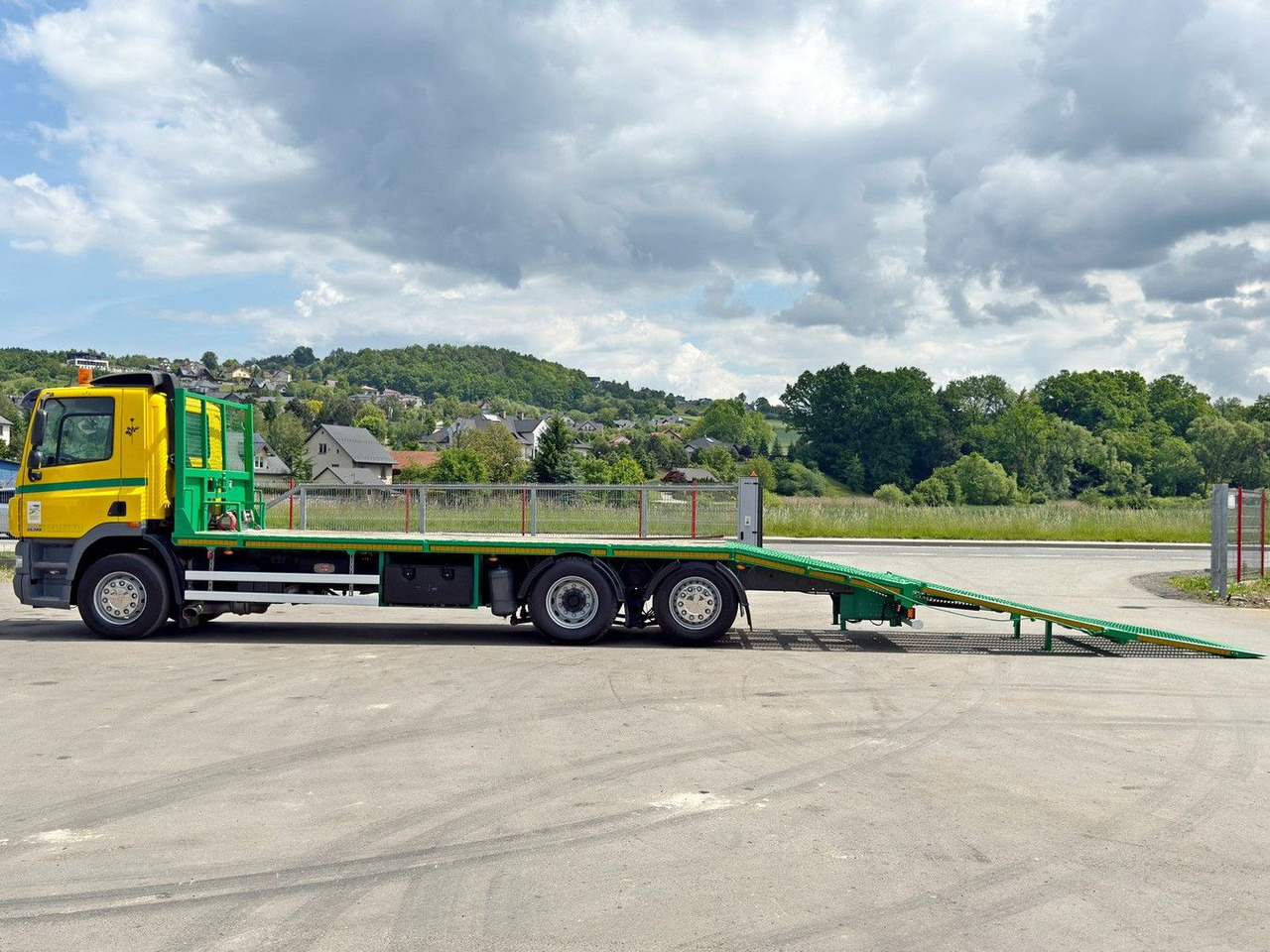 DAF CF 85.360 * ABSCHLEPPWAGEN 8,30 m * TOPZUSTAND - Камион пътна помощ: снимка 4 DAF CF 85.360 * ABSCHLEPPWAGEN 8,30 m * TOPZUSTAND - Камион пътна помощ: снимка 4