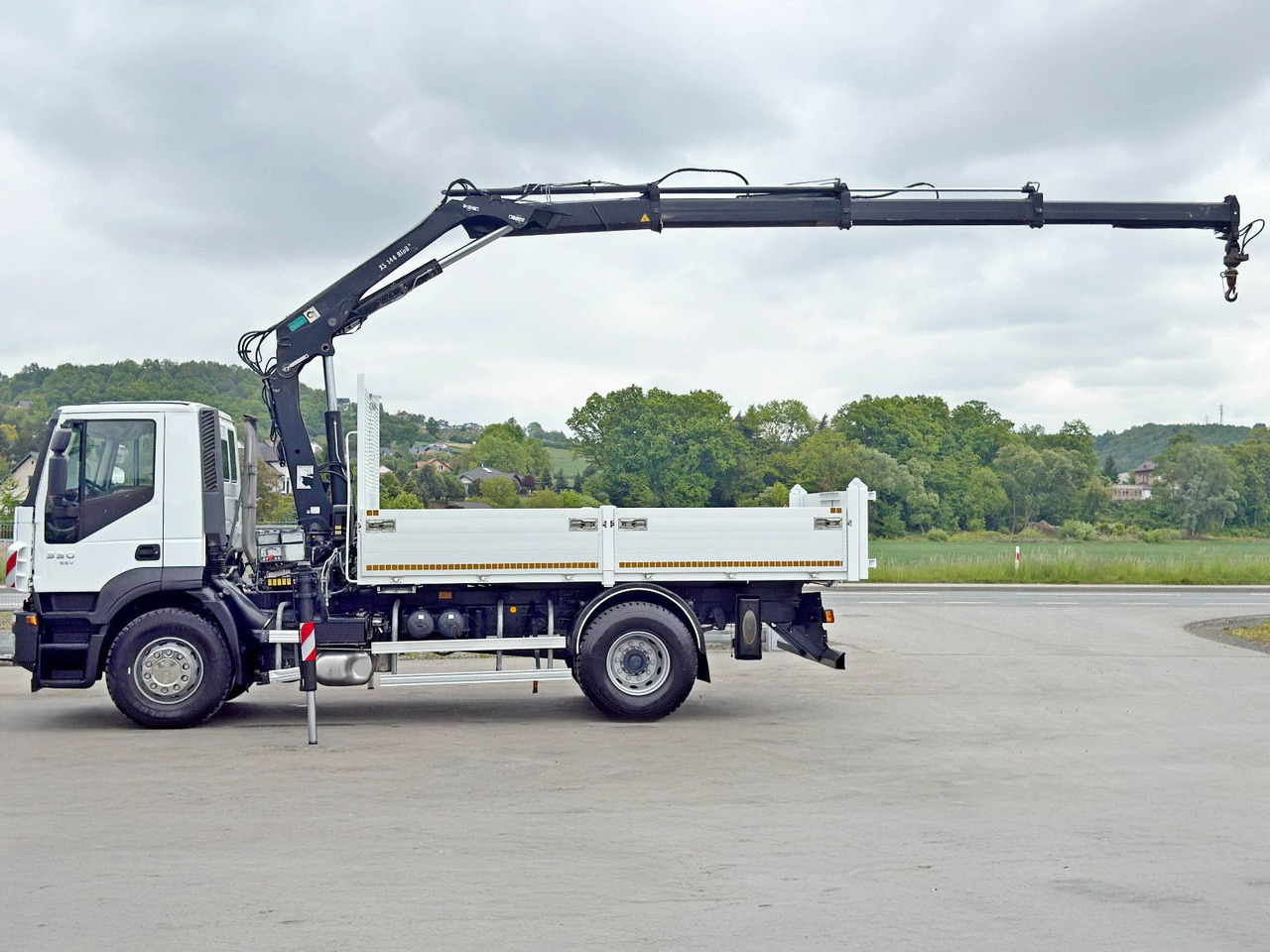 Iveco STRALIS 330 *HIAB 144 BS-3 HIDUO* TOPZUSTAND - Камион с кран: снимка 5 Iveco STRALIS 330 *HIAB 144 BS-3 HIDUO* TOPZUSTAND - Камион с кран: снимка 5