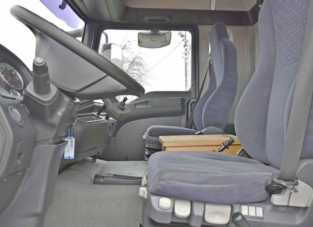 Самосвал камион, Камион с кран MAN TGA 18.360 * PK 10501 + FUNK *4x4: снимка 10 Самосвал камион, Камион с кран MAN TGA 18.360 * PK 10501 + FUNK *4x4: снимка 10