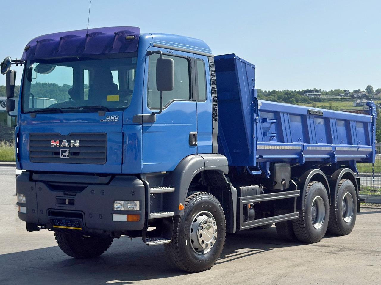 MAN TGA 33.350 * BORDMATIC *6x4 * TOPZUSTAND - Самосвал камион, Камион с кран: снимка 5 MAN TGA 33.350 * BORDMATIC *6x4 * TOPZUSTAND - Самосвал камион, Камион с кран: снимка 5