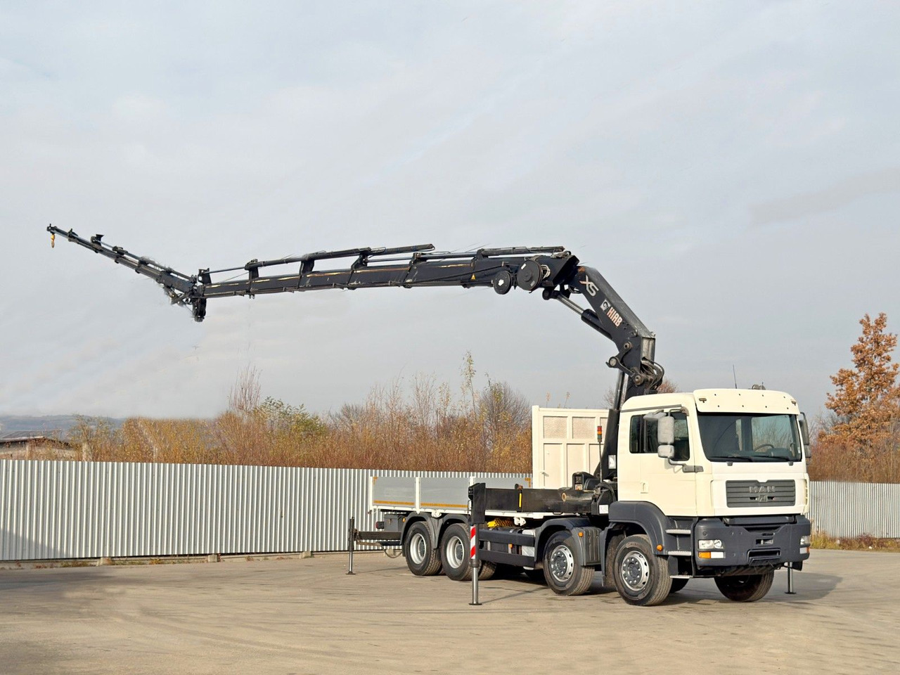 MAN TGA 35.430 * HIAB 422 E - 5 HIPRO + JIB 100X - Камион с кран: снимка 2 MAN TGA 35.430 * HIAB 422 E - 5 HIPRO + JIB 100X - Камион с кран: снимка 2