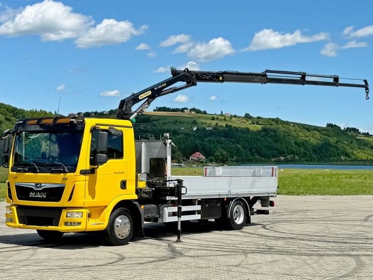 MAN TGL 12.220* PK 7.501 SLD C + FUNK + LIFT*TO - Камион с кран: снимка 2 MAN TGL 12.220* PK 7.501 SLD C + FUNK + LIFT*TO - Камион с кран: снимка 2