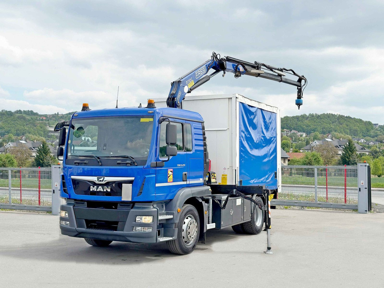 MAN TGM 15.250* FASSI F110A.0.23 * TOPZUSTAND - Камион с кран: снимка 2 MAN TGM 15.250* FASSI F110A.0.23 * TOPZUSTAND - Камион с кран: снимка 2