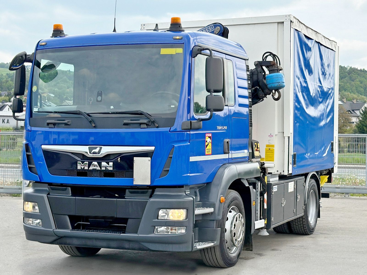MAN TGM 15.250* FASSI F110A.0.23 * TOPZUSTAND - Камион с кран: снимка 4 MAN TGM 15.250* FASSI F110A.0.23 * TOPZUSTAND - Камион с кран: снимка 4