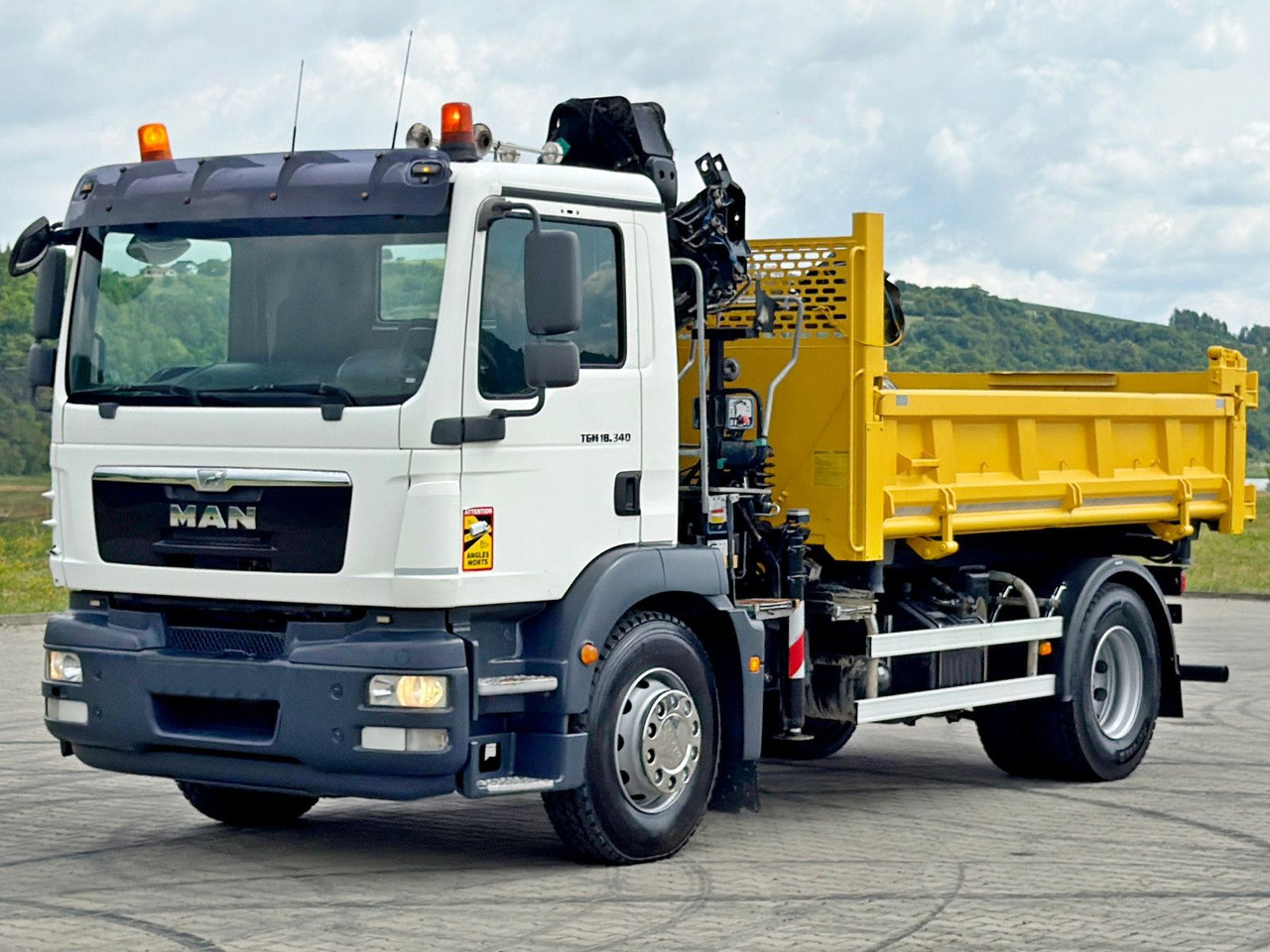 MAN TGM 18.340* KIPPER 4,05m*HIAB 111 B-2 HIDUO/FUNK - Самосвал камион, Камион с кран: снимка 5 MAN TGM 18.340* KIPPER 4,05m*HIAB 111 B-2 HIDUO/FUNK - Самосвал камион, Камион с кран: снимка 5