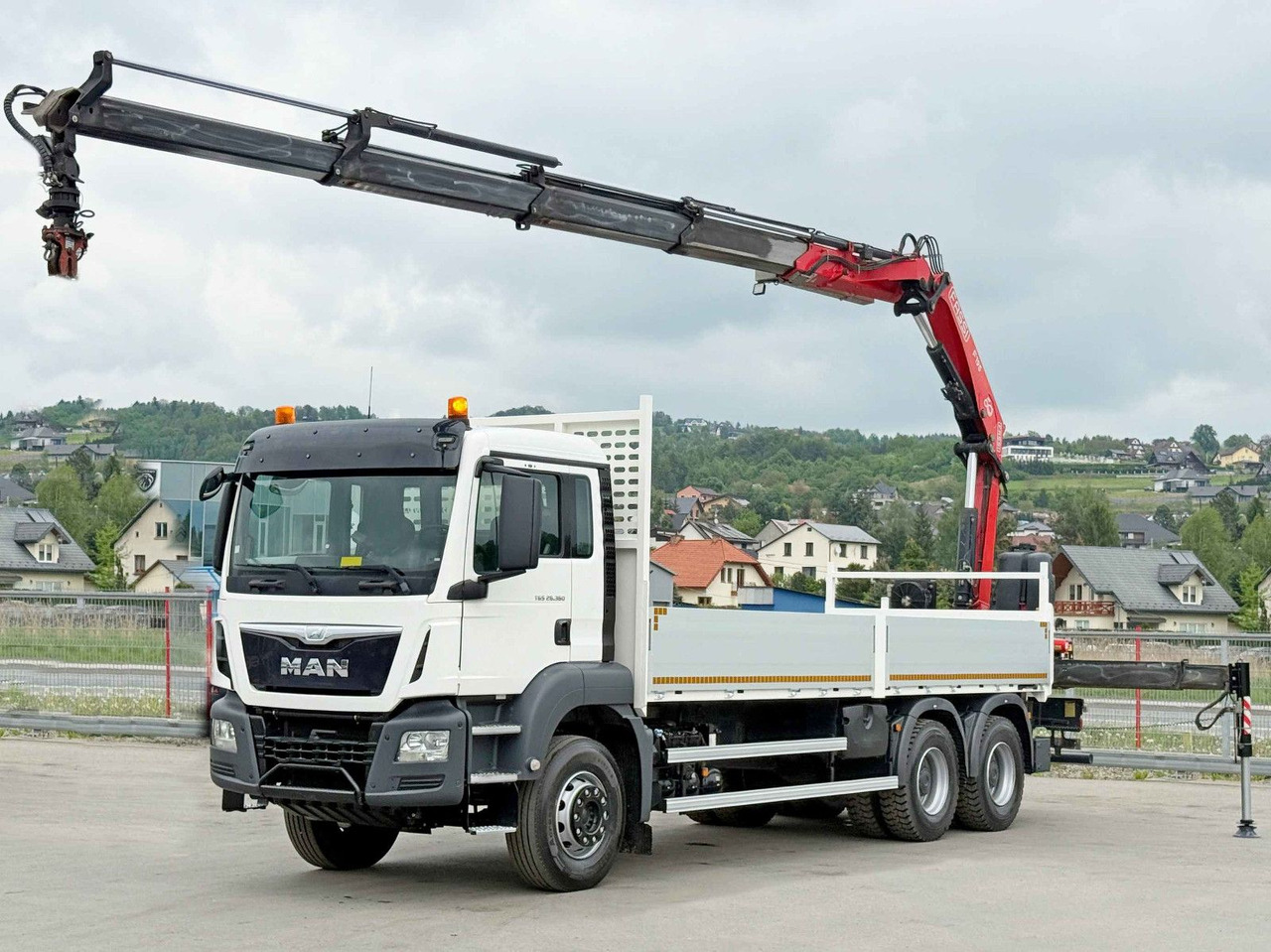 MAN TGS 26.360* FASSI F195A.2.24 / FUNK * 6x4 * TOP - Камион с кран: снимка 2 MAN TGS 26.360* FASSI F195A.2.24 / FUNK * 6x4 * TOP - Камион с кран: снимка 2