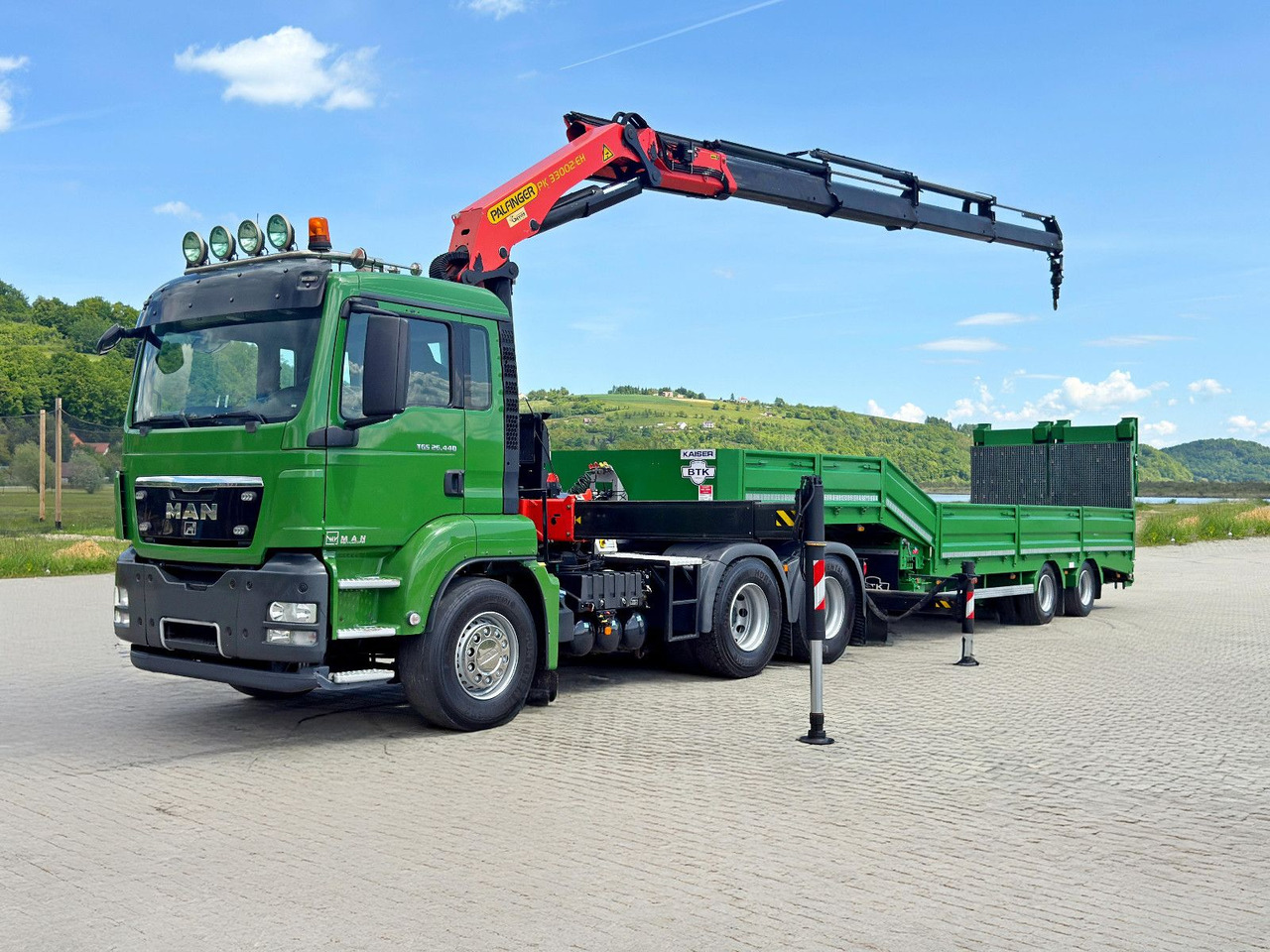 MAN TGS 26.440*Anhänger 10,35m + PK 33002-EH C/FUNK - Камион с кран: снимка 2 MAN TGS 26.440*Anhänger 10,35m + PK 33002-EH C/FUNK - Камион с кран: снимка 2