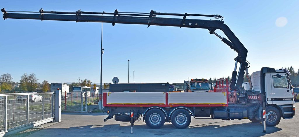 Лизинг на Mercedes-Benz ACTROS 2635 Pritsche 6,40m + HIAB 400 E-5 + FUNK  Mercedes-Benz ACTROS 2635 Pritsche 6,40m + HIAB 400 E-5 + FUNK: снимка 6