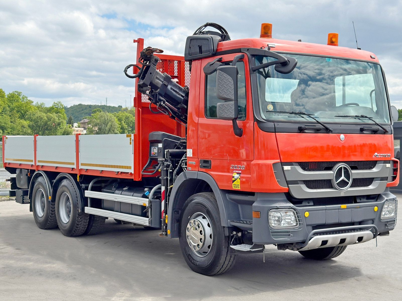 Mercedes-Benz ACTROS 2636*HIAB 122 BS-2 HIDUO + FUNK/6x4 * TOP - Камион с кран: снимка 4 Mercedes-Benz ACTROS 2636*HIAB 122 BS-2 HIDUO + FUNK/6x4 * TOP - Камион с кран: снимка 4