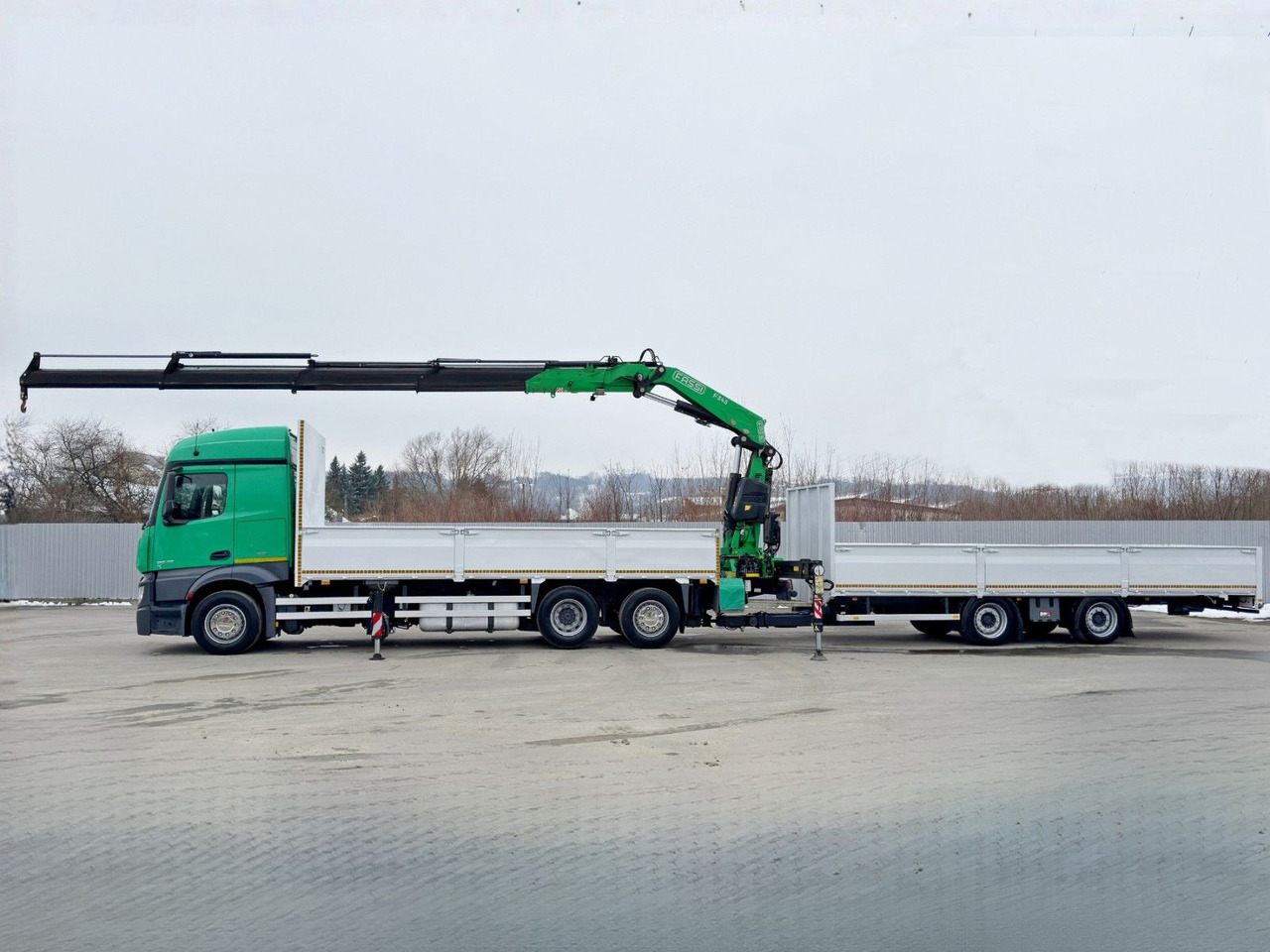 Mercedes-Benz ACTROS 2645 * FASSI F345.24 XE + FUNK + Anhänger - Камион с кран: снимка 5 Mercedes-Benz ACTROS 2645 * FASSI F345.24 XE + FUNK + Anhänger - Камион с кран: снимка 5