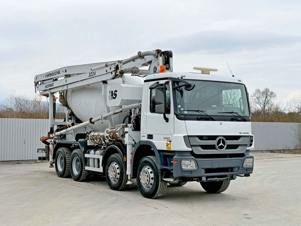 Mercedes-Benz ACTROS 3241 * Betonpumpe 24 m + FUNK / 8x4 - Бетон помпа: снимка 1 Mercedes-Benz ACTROS 3241 * Betonpumpe 24 m + FUNK / 8x4 - Бетон помпа: снимка 1