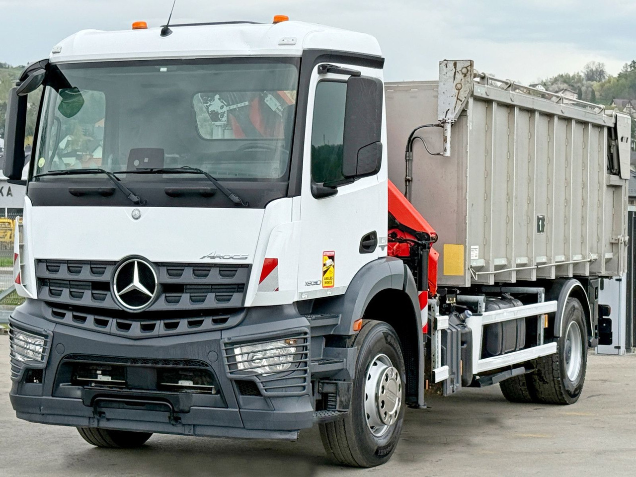 Mercedes-Benz AROCS 1830* KIPPER 5,00m * PK 7.501 SLD A + FUNK - Самосвал камион, Камион с кран: снимка 3 Mercedes-Benz AROCS 1830* KIPPER 5,00m * PK 7.501 SLD A + FUNK - Самосвал камион, Камион с кран: снимка 3