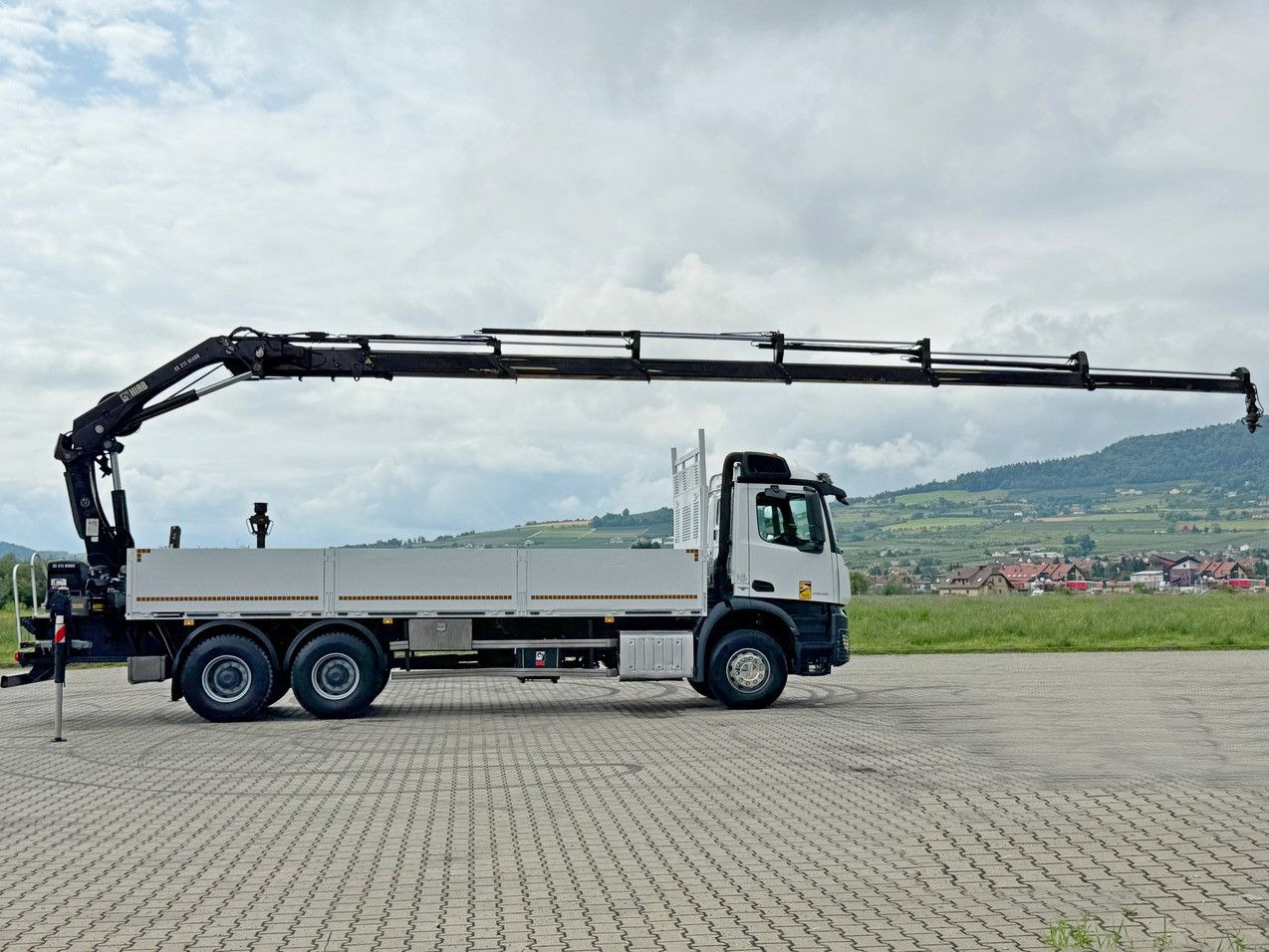 Mercedes-Benz AROCS 2636 * HIAB 211 E-6 HIDUO/FUNK *6x4 - Камион с кран: снимка 5 Mercedes-Benz AROCS 2636 * HIAB 211 E-6 HIDUO/FUNK *6x4 - Камион с кран: снимка 5