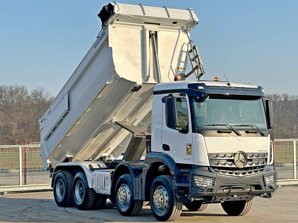 Mercedes-Benz AROCS 3246* KIPPER / 8x4 * TOPZUSTAND - Самосвал камион: снимка 3 Mercedes-Benz AROCS 3246* KIPPER / 8x4 * TOPZUSTAND - Самосвал камион: снимка 3
