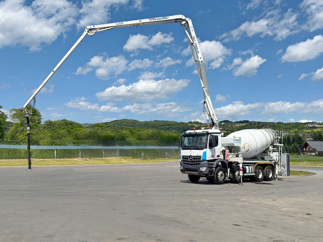 Mercedes-Benz AROCS 3743 * Betonpumpe + FUNK * 8x4 * TOP - Бетон помпа: снимка 4 Mercedes-Benz AROCS 3743 * Betonpumpe + FUNK * 8x4 * TOP - Бетон помпа: снимка 4