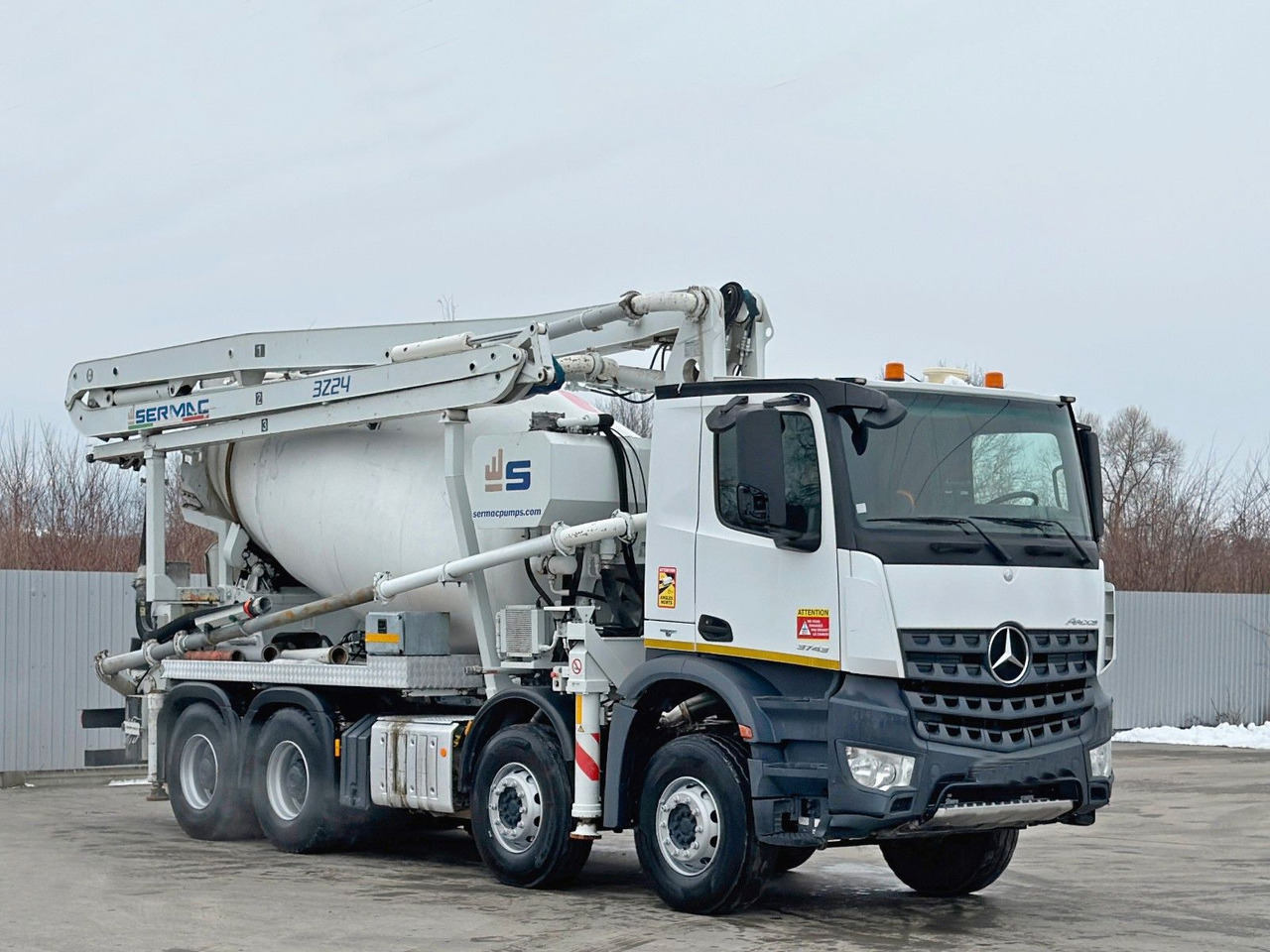 Mercedes-Benz AROCS 3743 * Betonpumpe + FUNK * 8x4 * TOP - Бетон помпа: снимка 1 Mercedes-Benz AROCS 3743 * Betonpumpe + FUNK * 8x4 * TOP - Бетон помпа: снимка 1