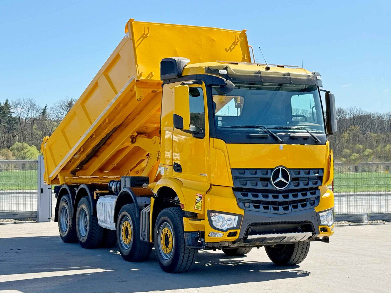 Mercedes-Benz AROCS 4148* KIPPER 6,00m + BORDMATIC /8x4 - Самосвал камион: снимка 3 Mercedes-Benz AROCS 4148* KIPPER 6,00m + BORDMATIC /8x4 - Самосвал камион: снимка 3