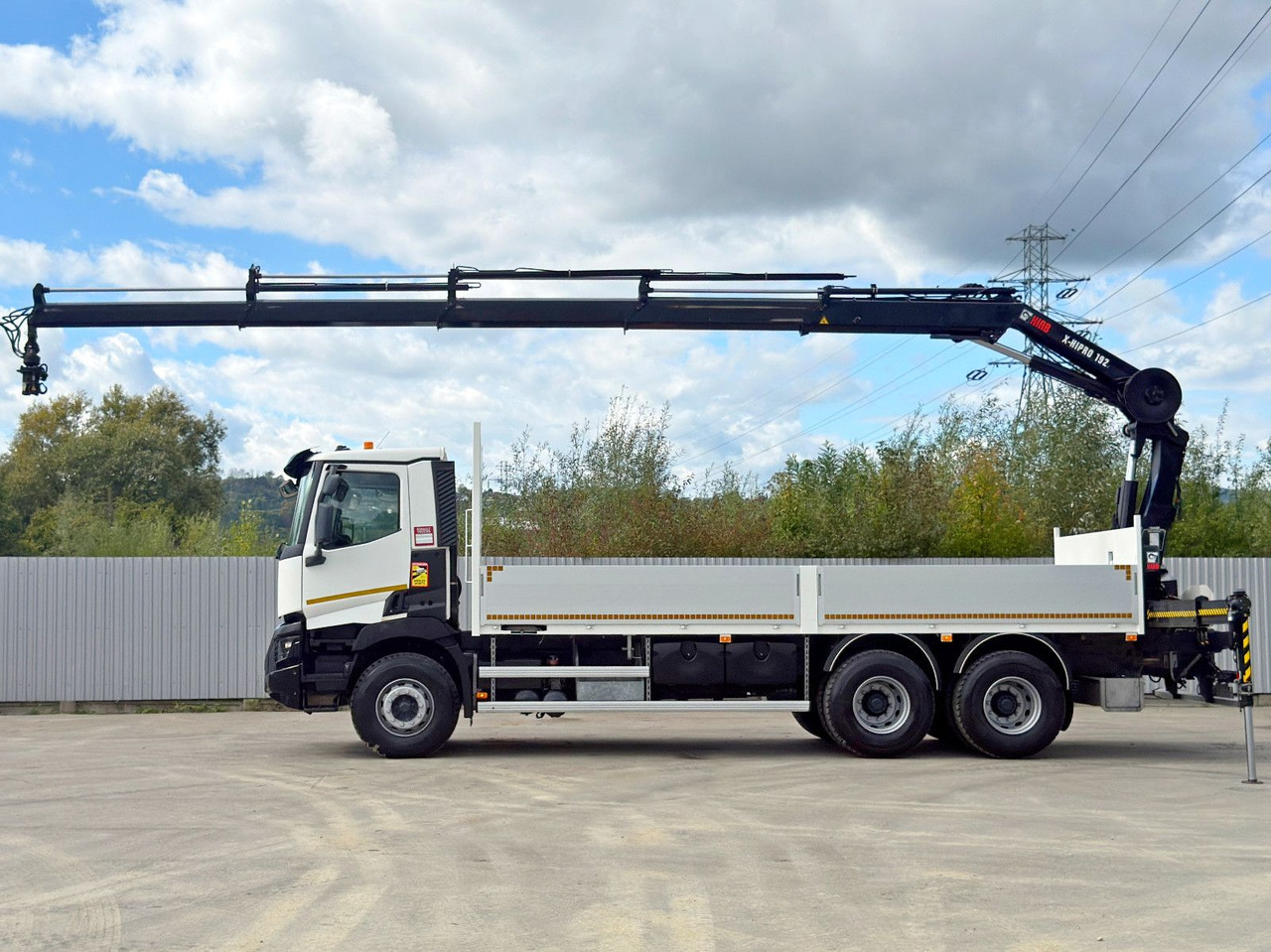 Renault C 430 *HIAB X - HIPRO 192 ES -4 + FUNK* 6x4 - Камион с кран: снимка 5 Renault C 430 *HIAB X - HIPRO 192 ES -4 + FUNK* 6x4 - Камион с кран: снимка 5
