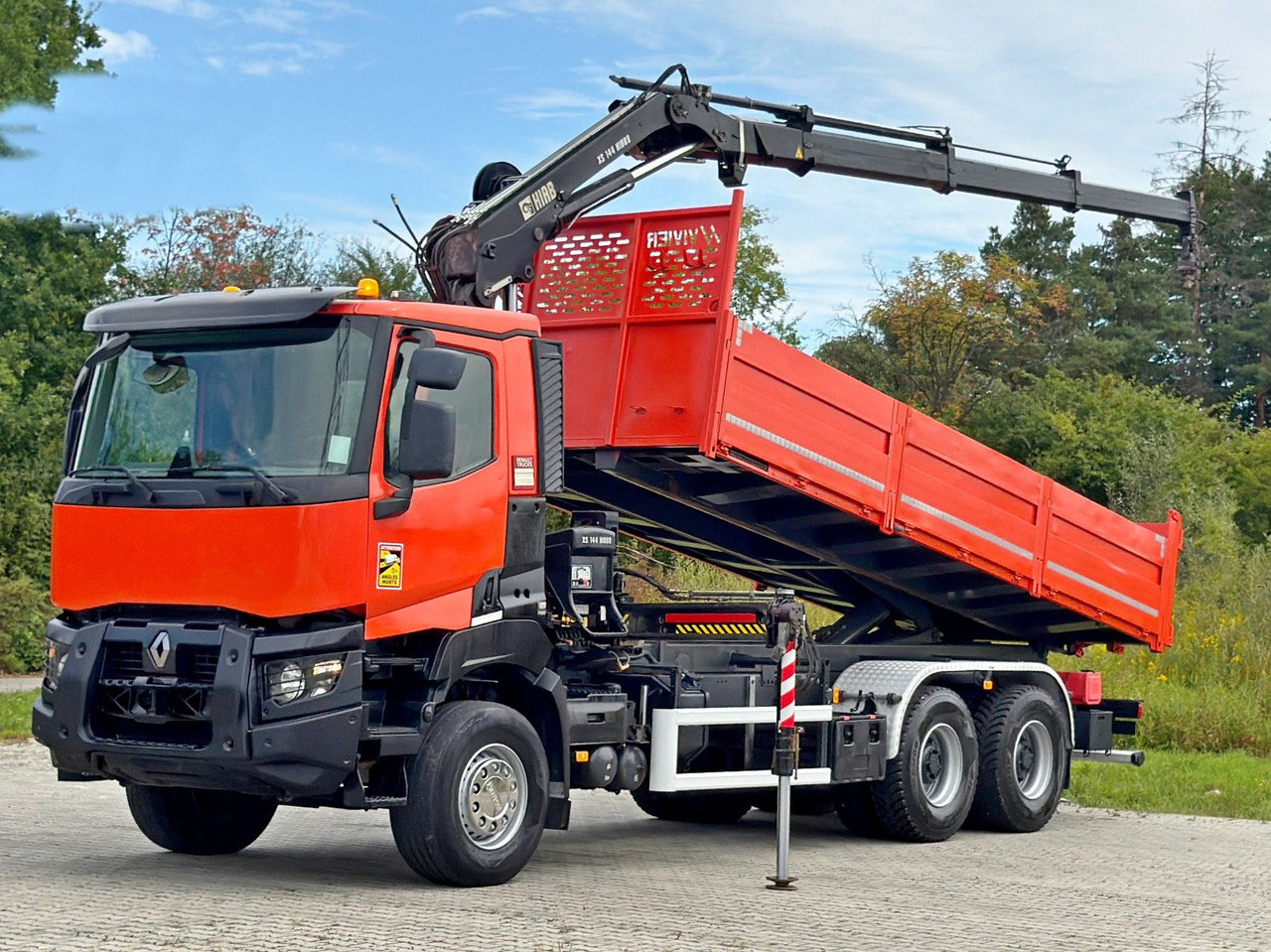 Renault K 380 * HIAB 144 BS - 3 HIDUO + FUNK * 6x4 * TOP - Самосвал камион, Камион с кран: снимка 2 Renault K 380 * HIAB 144 BS - 3 HIDUO + FUNK * 6x4 * TOP - Самосвал камион, Камион с кран: снимка 2