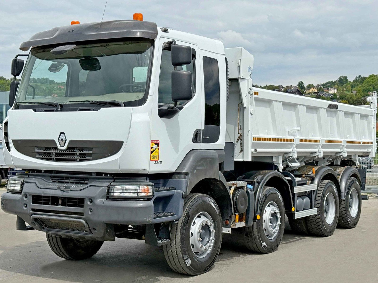 Renault KERAX 430 DXI * KIPPER 6,00 m / 8x4 * TOP - Самосвал камион, Камион с кран: снимка 2 Renault KERAX 430 DXI * KIPPER 6,00 m / 8x4 * TOP - Самосвал камион, Камион с кран: снимка 2
