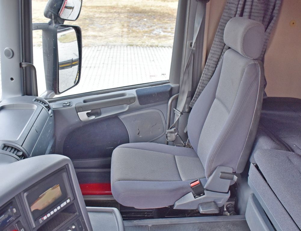 Камион пътна помощ Scania G 400 * Abschleppwagen 6,40m* KRAN + FUNK * TOP: снимка 9