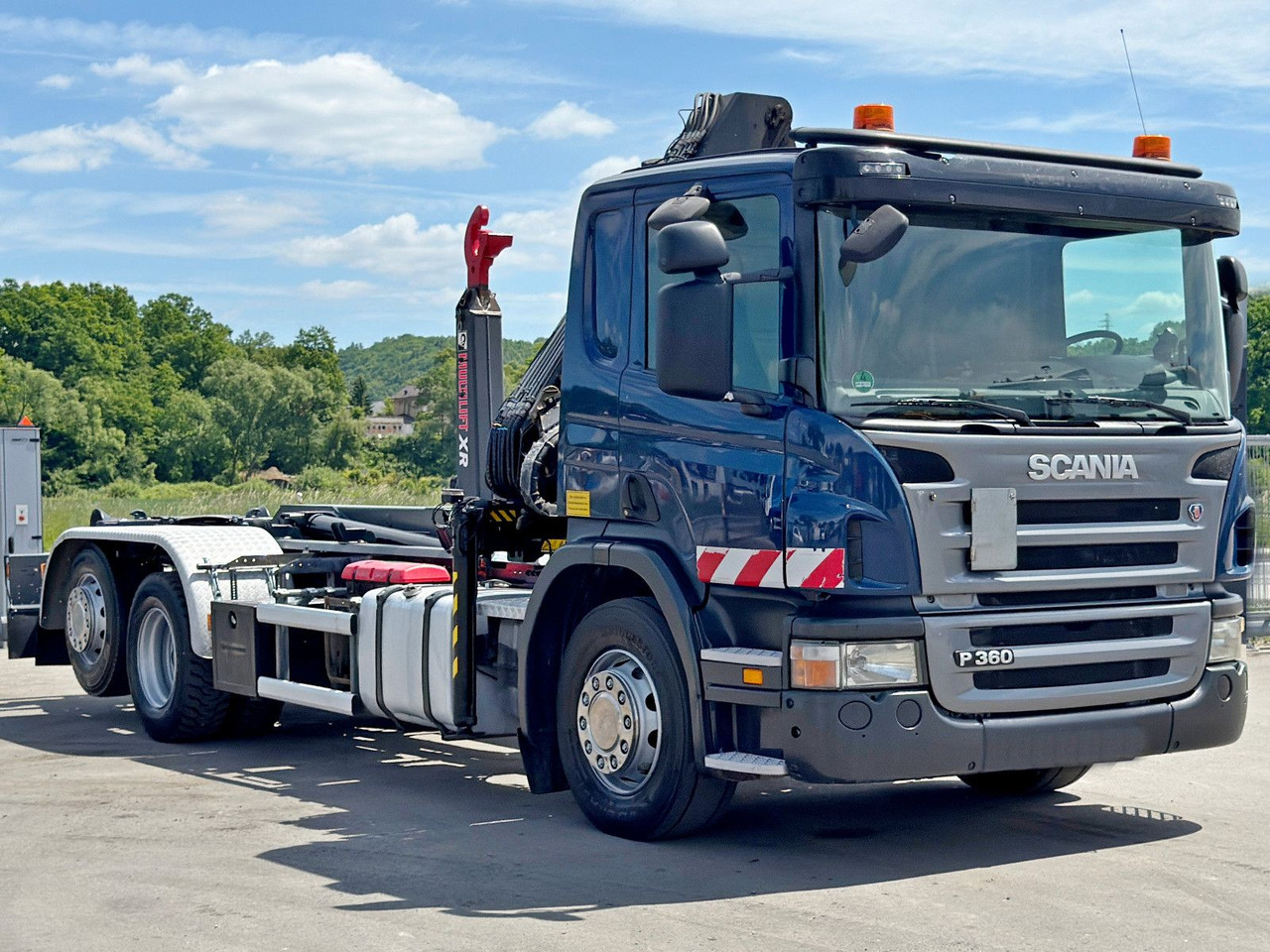 Scania P 360 * ABROLLKIPPER * HIAB 111 BS -2 HIDUO/FUNK - Мултилифт с кука камион, Камион с кран: снимка 3 Scania P 360 * ABROLLKIPPER * HIAB 111 BS -2 HIDUO/FUNK - Мултилифт с кука камион, Камион с кран: снимка 3