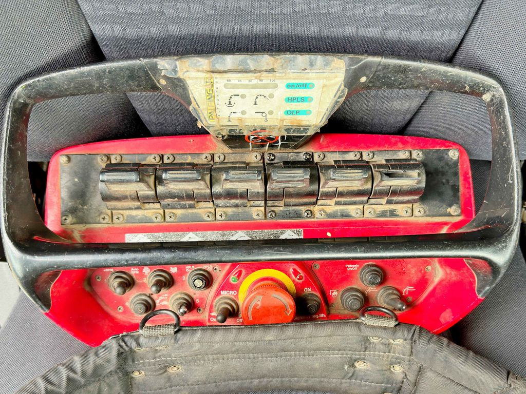 Камион с кран, Бордови камион Scania P 420* PLATFORM 6,80m * PK 29002+FUNK * TOP Scania P 420* PLATFORM 6,80m * PK 29002+FUNK * TOP: снимка 13 Камион с кран, Бордови камион Scania P 420* PLATFORM 6,80m * PK 29002+FUNK * TOP Scania P 420* PLATFORM 6,80m * PK 29002+FUNK * TOP: снимка 13