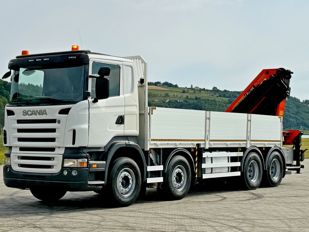 Scania R 420 PRITSCHE 6,47 m * PK 44002/FUNK * 8x4 /TOP - Камион с кран: снимка 4 Scania R 420 PRITSCHE 6,47 m * PK 44002/FUNK * 8x4 /TOP - Камион с кран: снимка 4