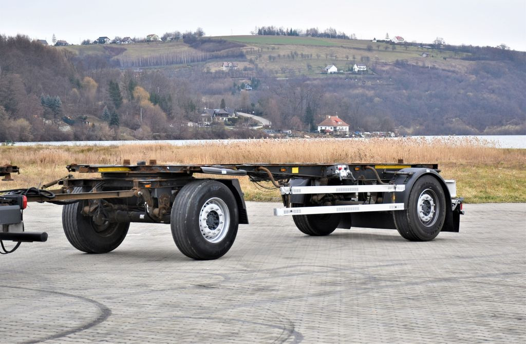 Schmitz Cargobull Anhänger 6,90m * TOPZUSTAND ! - Шаси ремарке: снимка 1 Schmitz Cargobull Anhänger 6,90m * TOPZUSTAND ! - Шаси ремарке: снимка 1