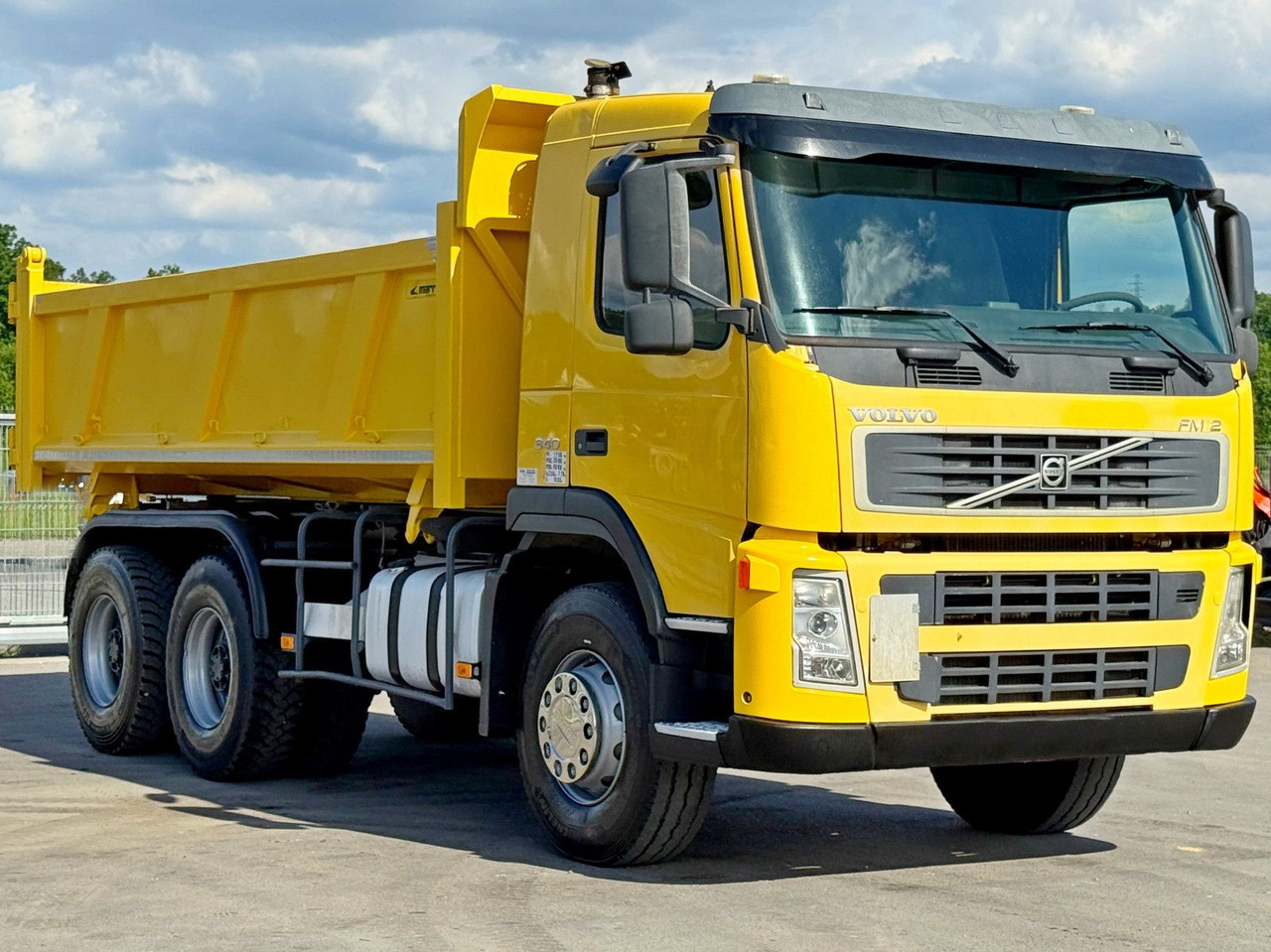Volvo FM 370 Kipper 6,20 m + BORDMATIC / 8x4 Volvo FM 12 340 Kipper 5,05 m + BORDMATIC / 6x4 - Самосвал камион, Камион с кран: снимка 4 Volvo FM 370 Kipper 6,20 m + BORDMATIC / 8x4 Volvo FM 12 340 Kipper 5,05 m + BORDMATIC / 6x4 - Самосвал камион, Камион с кран: снимка 4