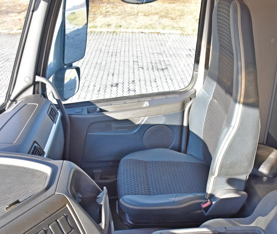 Самосвал камион, Камион с кран Volvo FM 410 * HIAB 166 E-4 HIDUO /FUNK *6x4: снимка 11