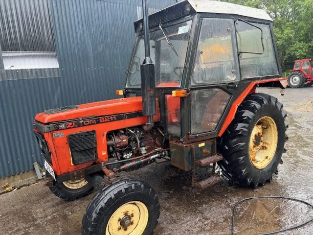 Zetor 6211 - Трактор: снимка 2 Zetor 6211 - Трактор: снимка 2