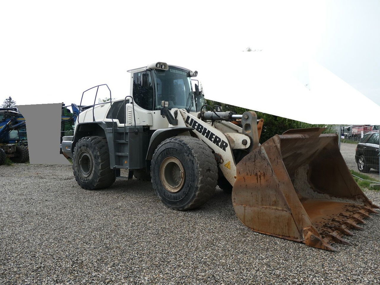 Liebherr L 576 - Колесен товарач: снимка 1 Liebherr L 576 - Колесен товарач: снимка 1