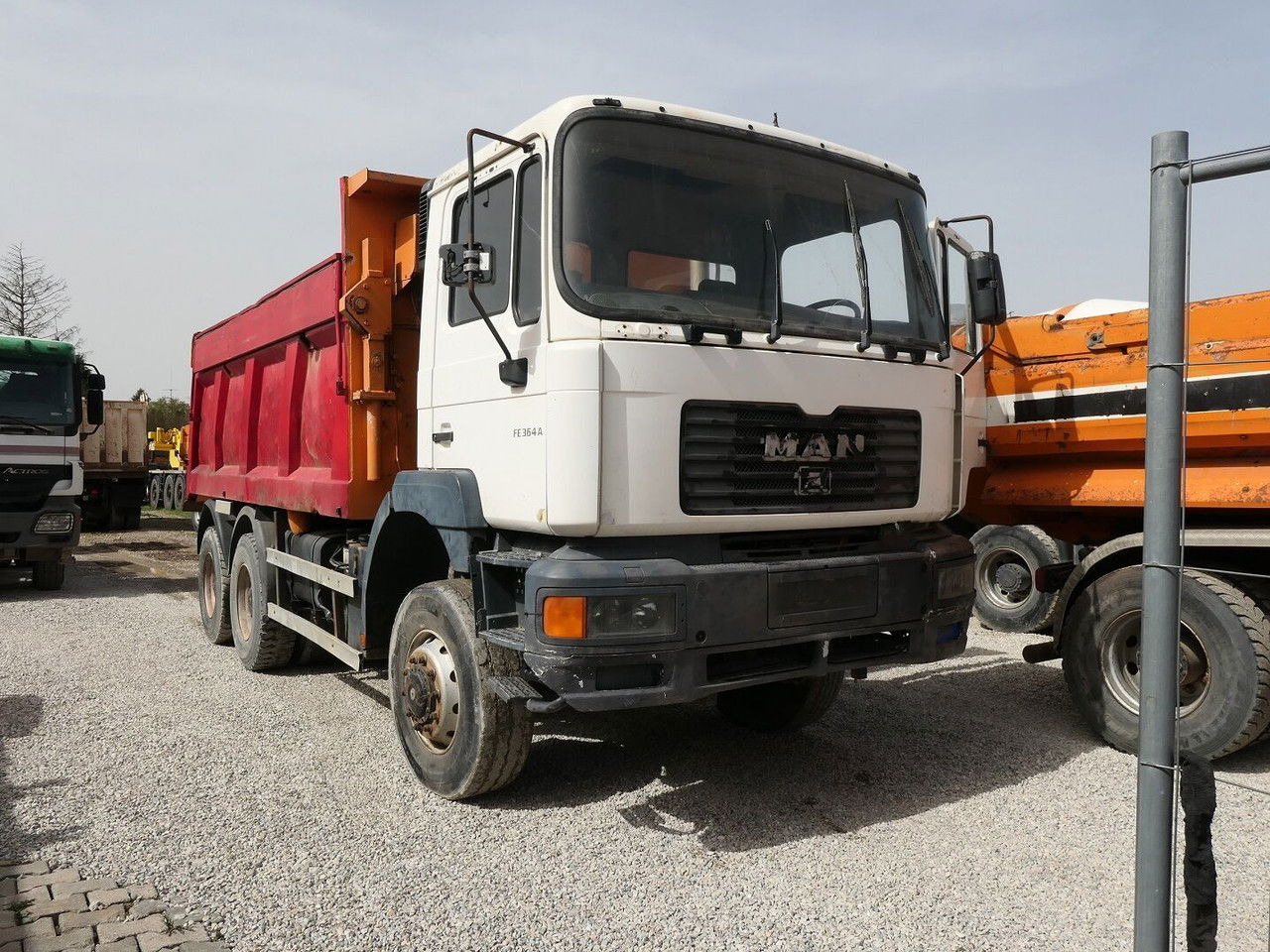 MAN TGA 33 33.364 AK - Самосвал камион: снимка 4 MAN TGA 33 33.364 AK - Самосвал камион: снимка 4