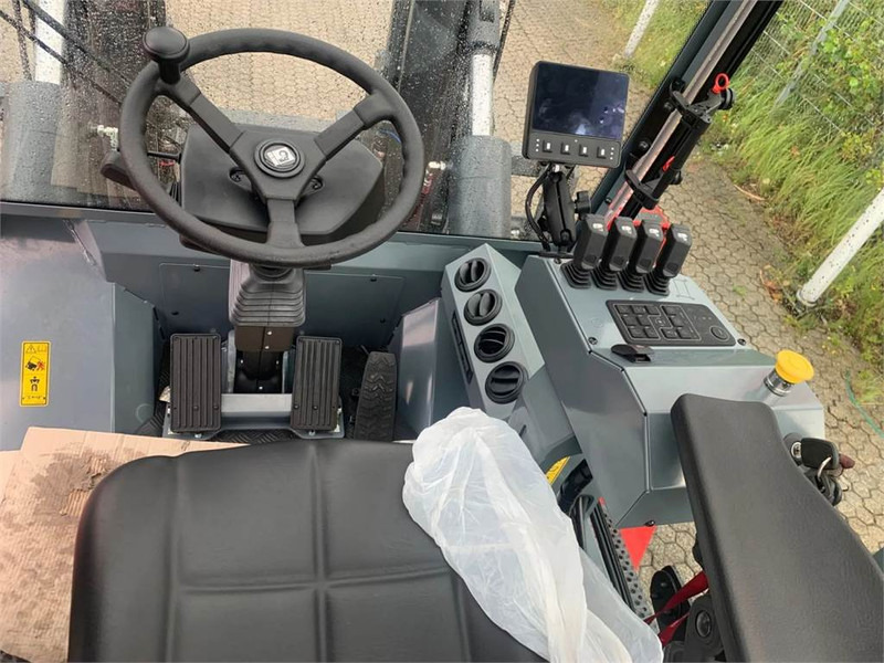 Дизелов мотокар Kalmar DCG160-12T: снимка 9