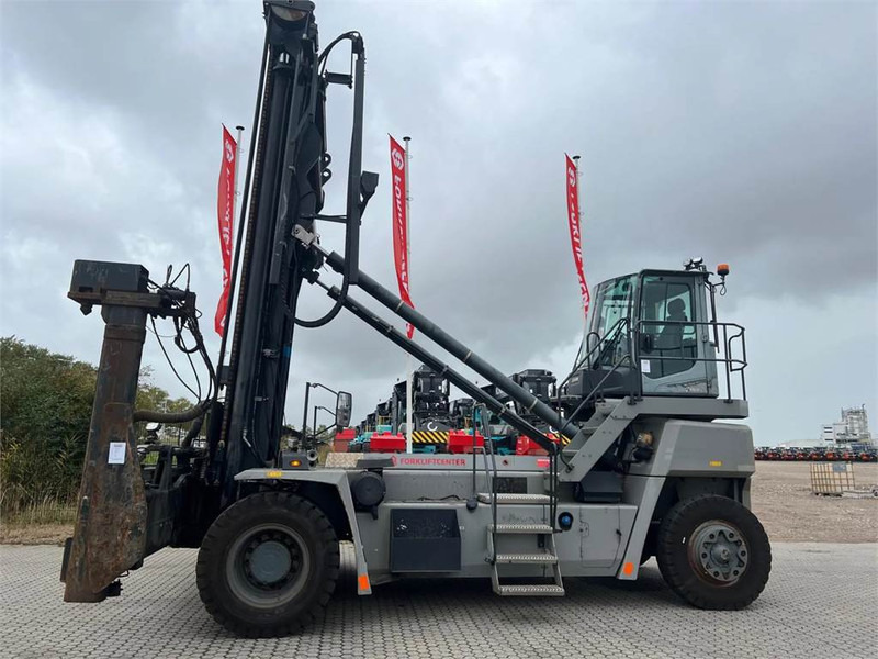 Kalmar DCG80-45ES6 - Контейнерен товарач: снимка 2 Kalmar DCG80-45ES6 - Контейнерен товарач: снимка 2