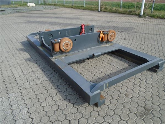 Kalmar DRU450-62S5 - Ричстакер: снимка 1 Kalmar DRU450-62S5 - Ричстакер: снимка 1