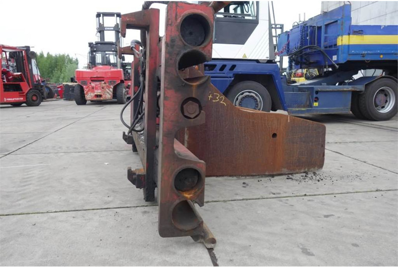 Лизинг на BOLZONI AURAMO P-1000LSE Bale Clamp BOLZONI AURAMO P-1000LSE Bale Clamp: снимка 7