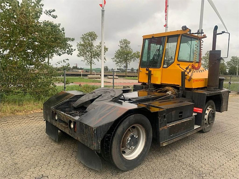 Sisu TRX182A4L2C18 - Терминален влекач: снимка 5 Sisu TRX182A4L2C18 - Терминален влекач: снимка 5