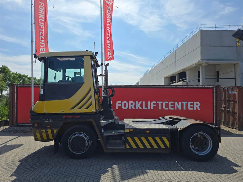 Terberg RT223 4x4 - Терминален влекач: снимка 4 Terberg RT223 4x4 - Терминален влекач: снимка 4