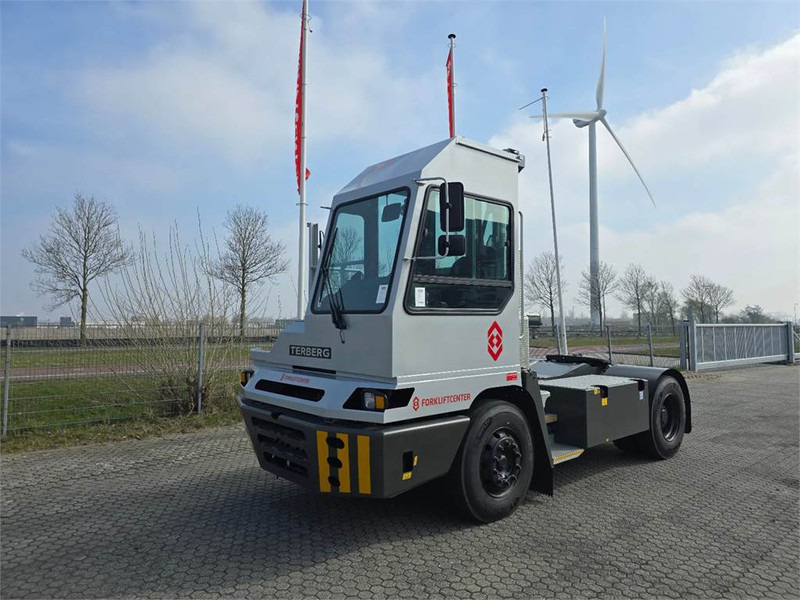 Terberg YT220 - Терминален влекач: снимка 2 Terberg YT220 - Терминален влекач: снимка 2