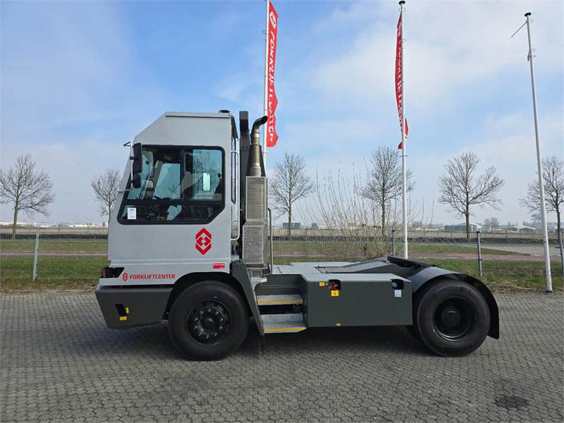 Terberg YT220 - Терминален влекач: снимка 5 Terberg YT220 - Терминален влекач: снимка 5