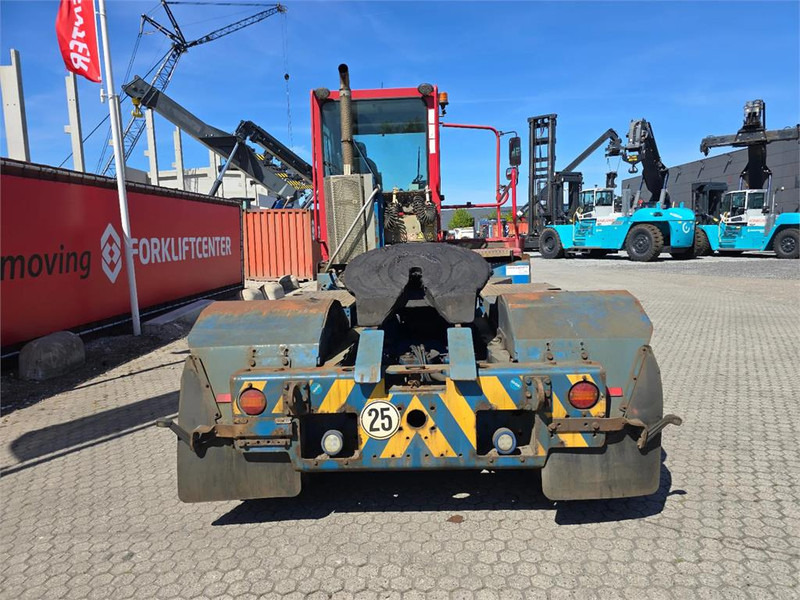 Terberg YT222 - Терминален влекач: снимка 5 Terberg YT222 - Терминален влекач: снимка 5