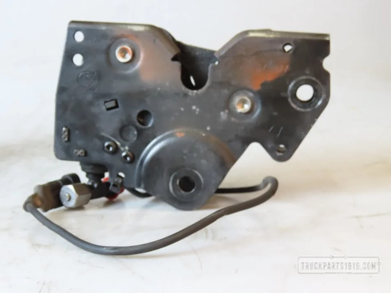 DAF Body & Chassis Parts Cabine vergrendeling DAF - Окачване на кабината за Камион: снимка 1 DAF Body & Chassis Parts Cabine vergrendeling DAF - Окачване на кабината за Камион: снимка 1